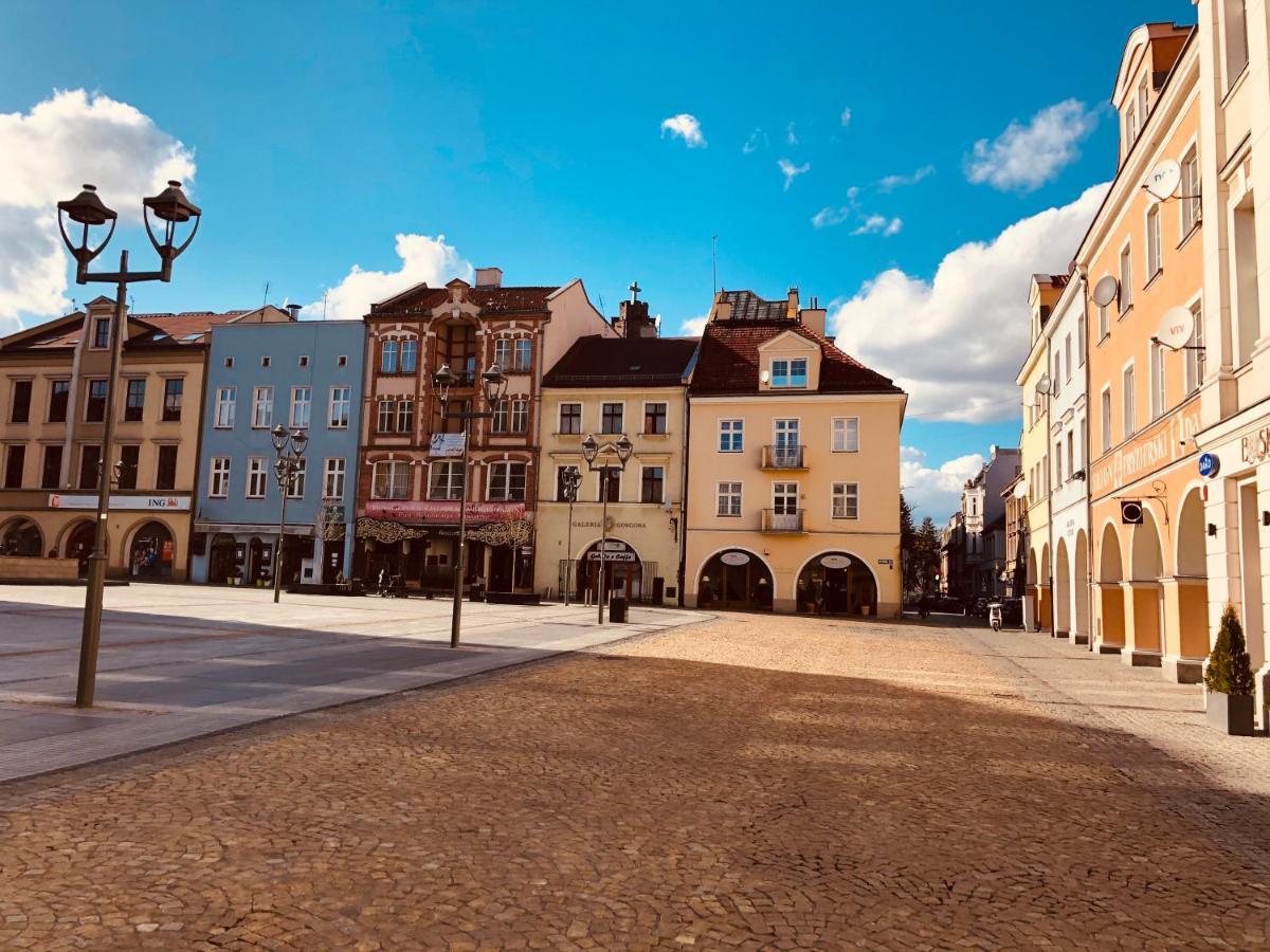 Appartement Pobuudka II Plebanska Z Widokiem Na Rynek à Gliwice Extérieur photo